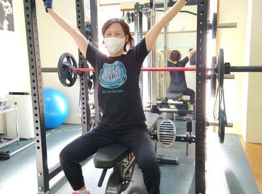 西川口パーソナルトレーニングジムベンチプレス100㎏