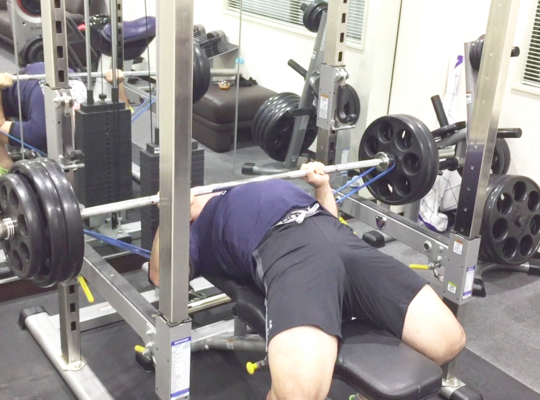 西川口パーソナルトレーニングジムベンチプレス100㎏コース