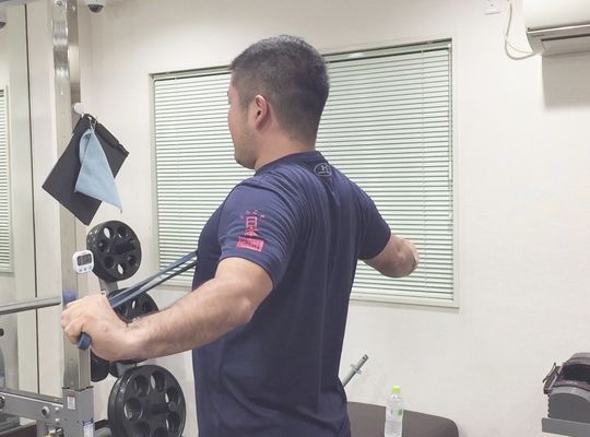 西川口パーソナルトレーニングジムベンチプレススクワットデッドリフト筋トレ