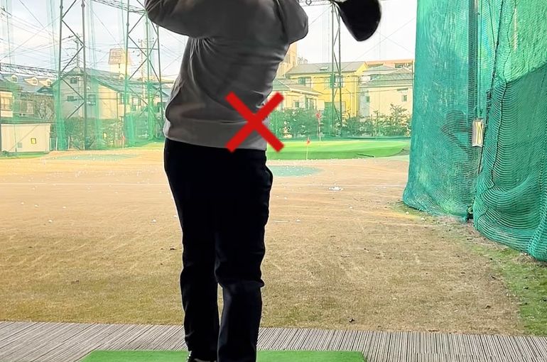 胸椎が硬いと腰痛になるゴルフ
